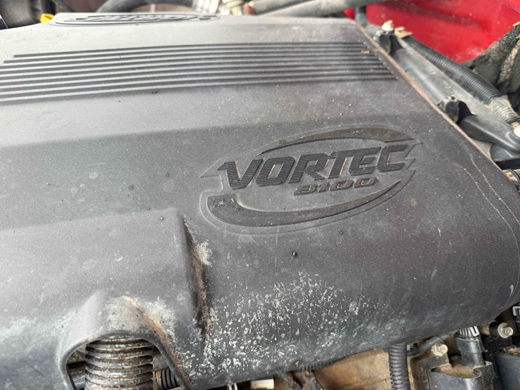 2004-cherolet-3500-service-pickup-image-38