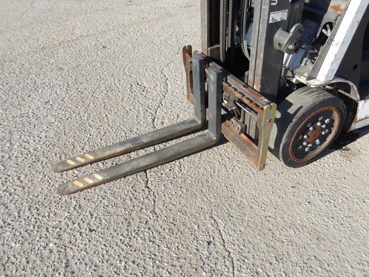 2017-unicarriers-mcp1f2a25lv-forklift-image-6
