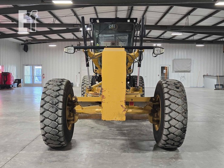 2022-caterpillar-140-image-7