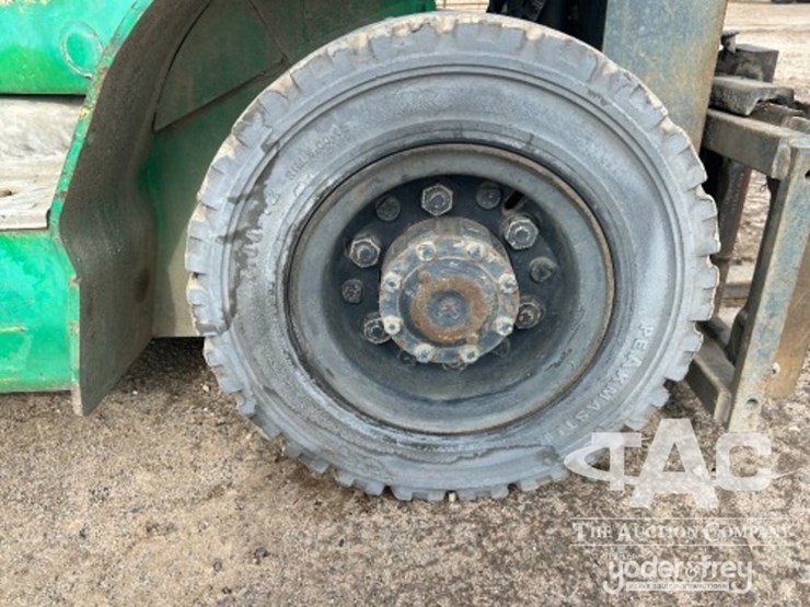 2008-komatsu-fg25t-16-image-8