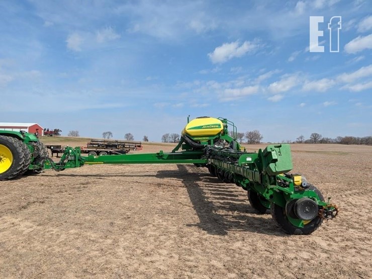 john-deere-1770nt-image-2