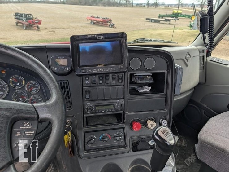 2012-international-prostar-image-15