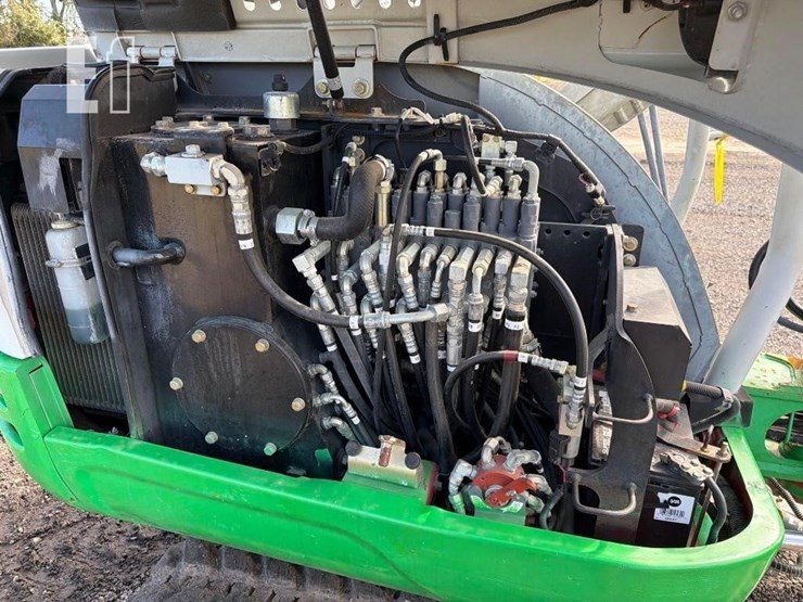 2018-takeuchi-tb230-image-36