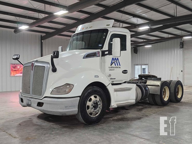 2015-kenworth-t680-image-1
