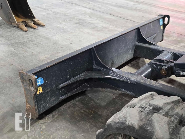 2024-deere-35-p-tier-image-16