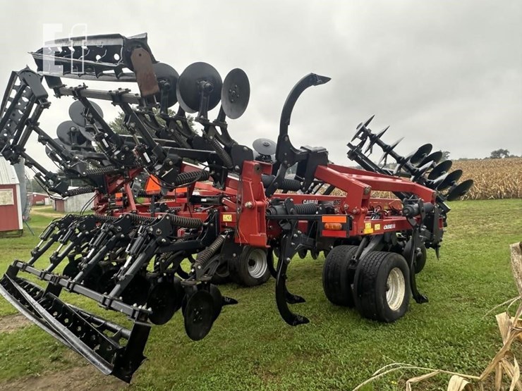 case-ih-ecolo-tiger-875-image-3