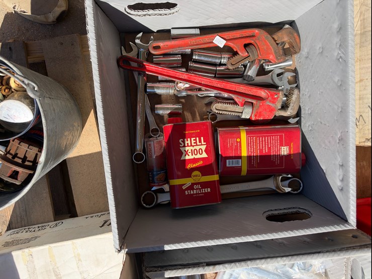 #41630-•-miscellaneous-sockets-and-wrenches,-(2)-boxes-of-weld-on-primer-image-5
