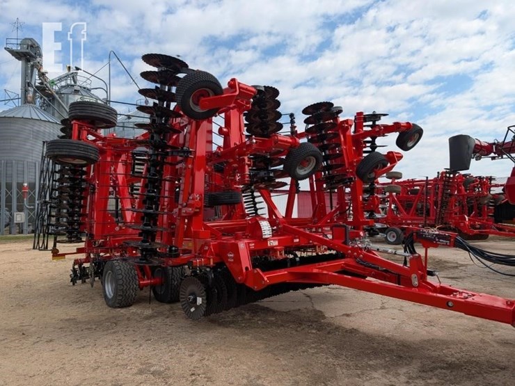 2025-kuhn-krause-8010-xt-1006-image-7