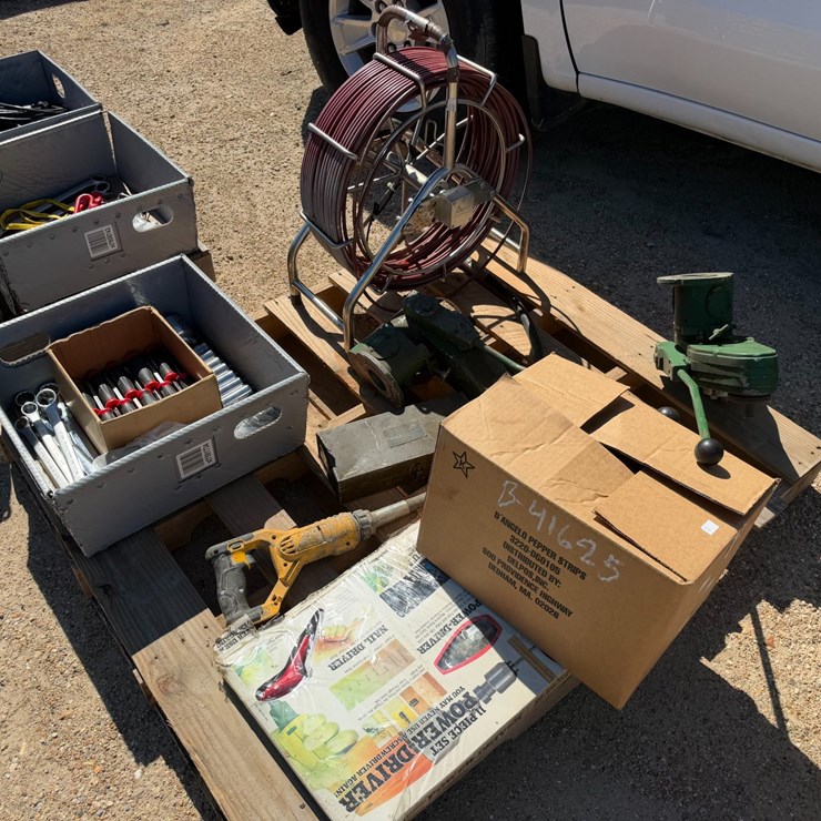 #41625 • MISCELLANEOUS TOOL AND PARTS
