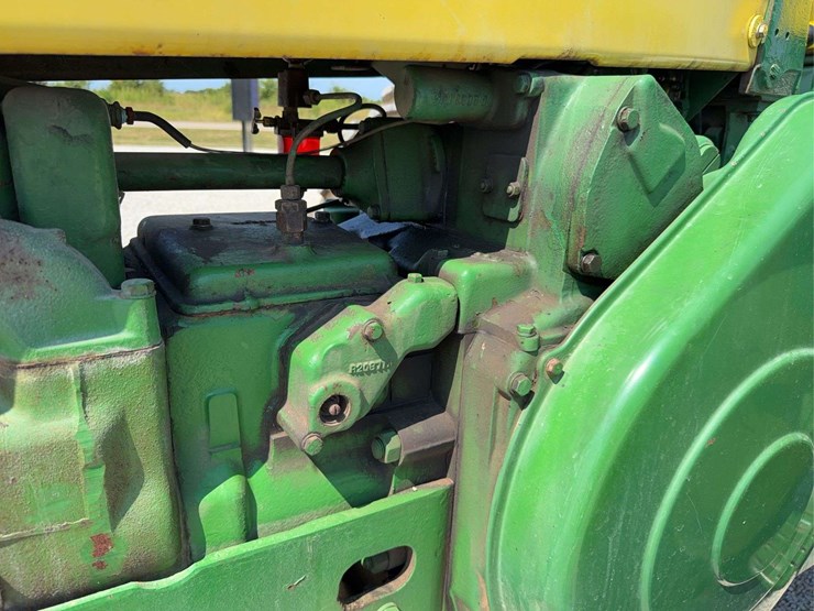 john-deere-730-image-26