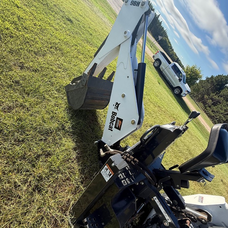 2018 Bobcat 9BH Backhoe Attachment