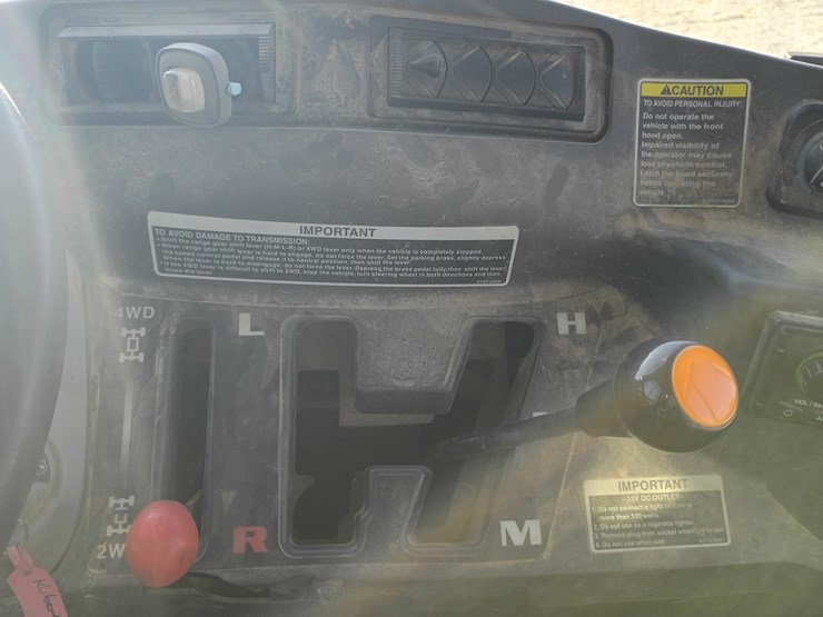 2013-kubota-rtv1100-image-31