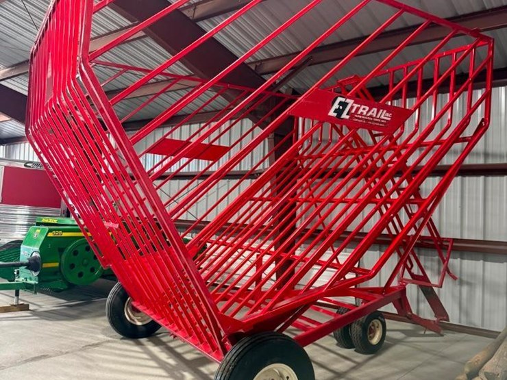 2019-e-z-bale-basket-image-1