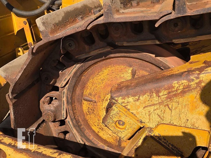2016-caterpillar-d6t-xl-image-25