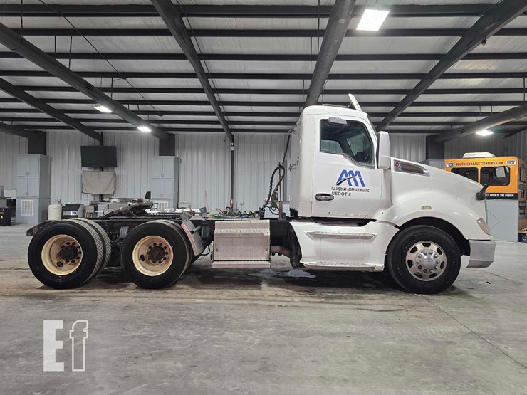 2015-kenworth-t680-image-6