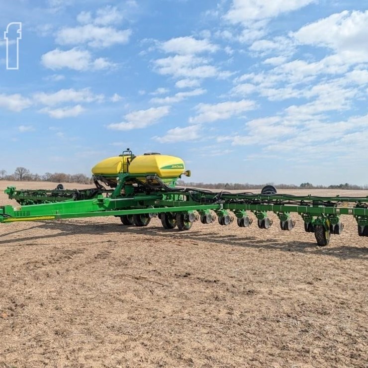 JOHN DEERE 1770NT