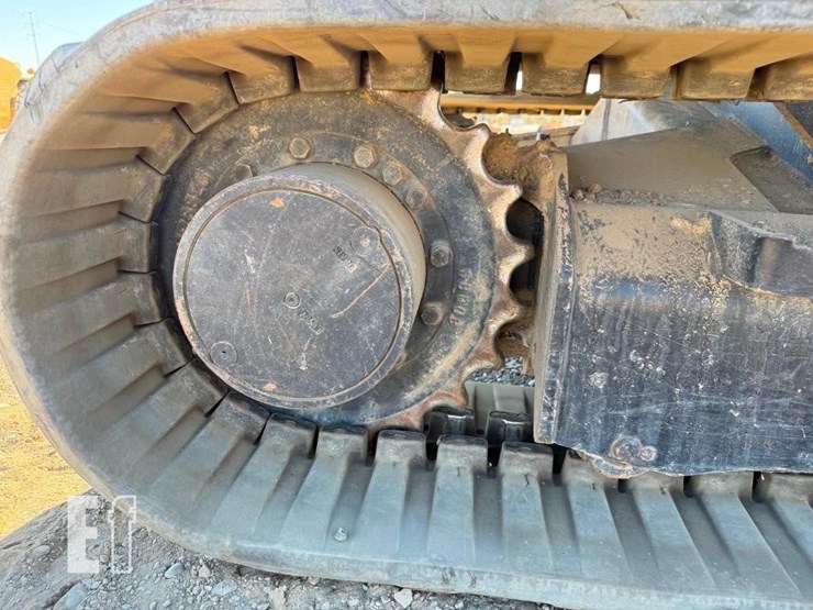 2019-jcb-85z-1-image-24