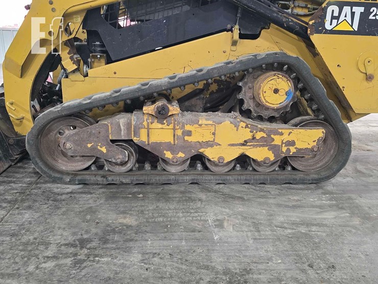 2019-caterpillar-259d-image-22