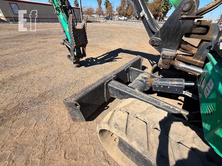 2019-jcb-85z-1-image-19