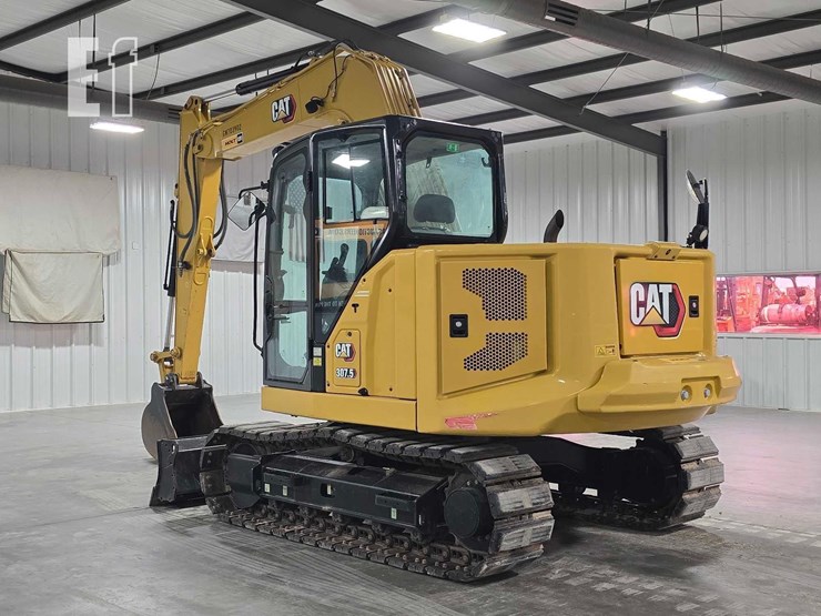 2023-caterpillar-307.5-image-4