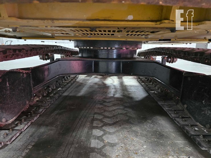 2021-caterpillar-307.5-image-28