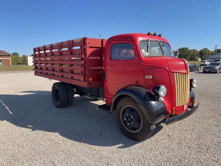 1937-1939-ford-cabover-truck-image-7