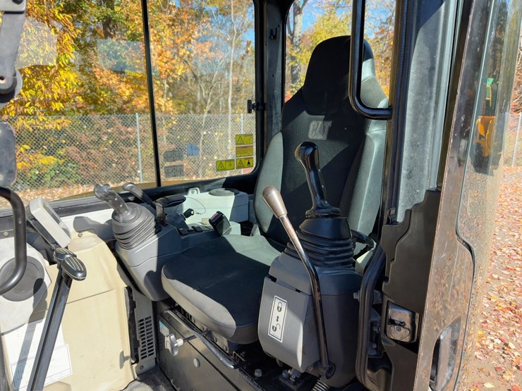 2013-caterpillar-304e-cr-image-29