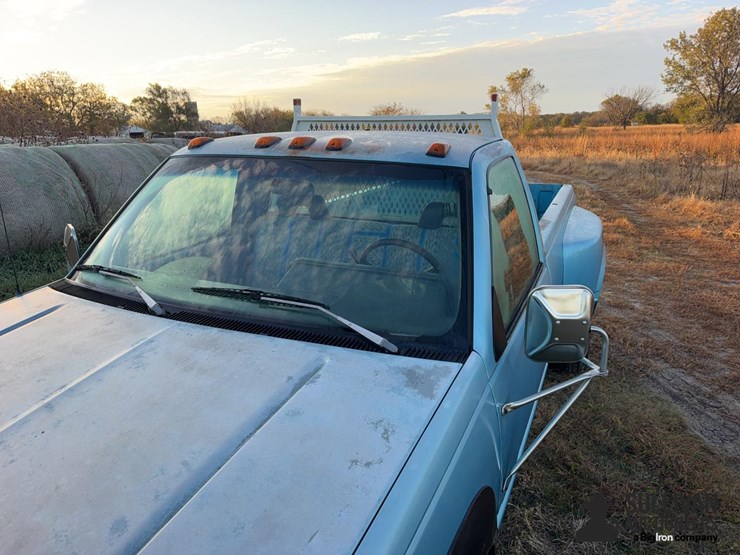 1993-chevrolet-k3500-4x4-pickup-image-14