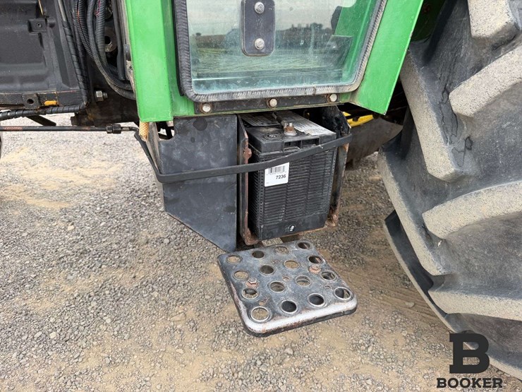 2000-john-deere-5510-tractor-image-17