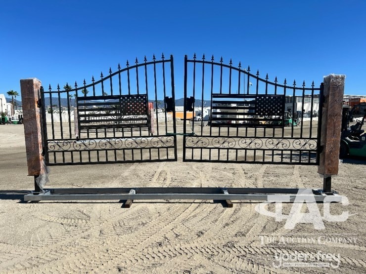 2026-earthygrounds-eg-10s-uf-20ft-double-swing-wrought-iron-driveway-gate-w/timber-posts,-us-flag-design.-image-3