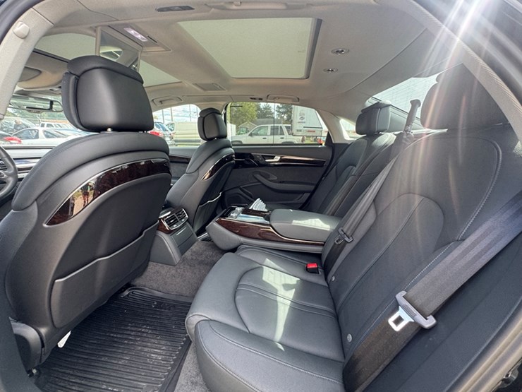 2015-audi-a8-l-4-door-sedan-3.0l-supercharged-v6-–-automatic-transmission--10,640-miles-showing-image-6
