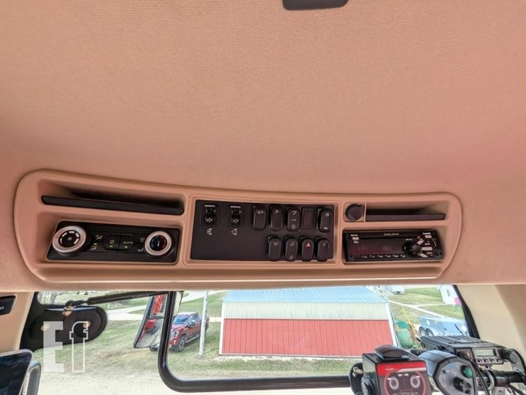 2020-case-ih-steiger-540-image-23
