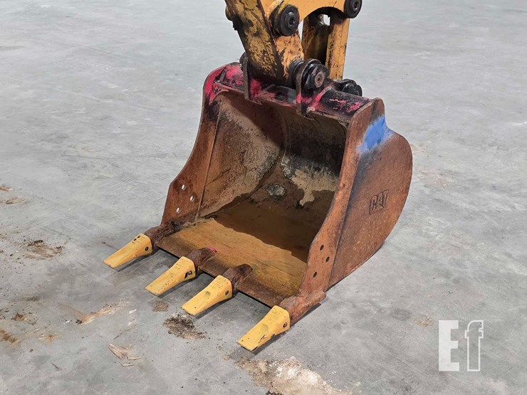 2022-caterpillar-303.5e2-cr-image-9