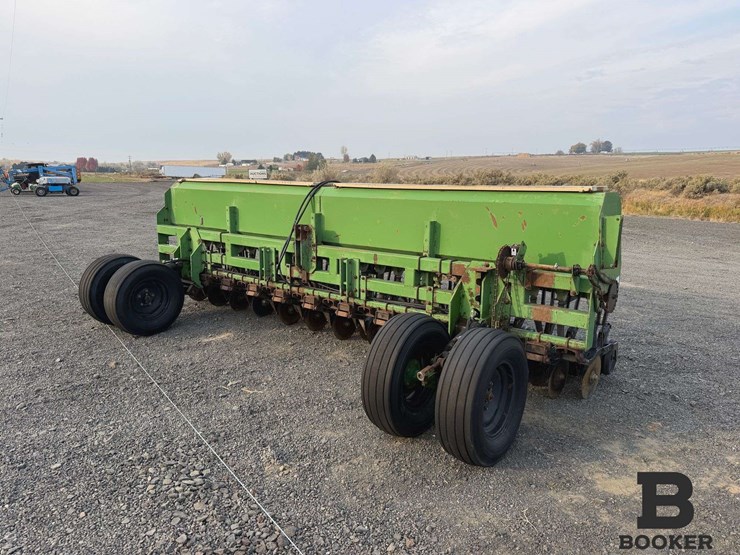 great-plains-solid-stand-grain-drill-image-1