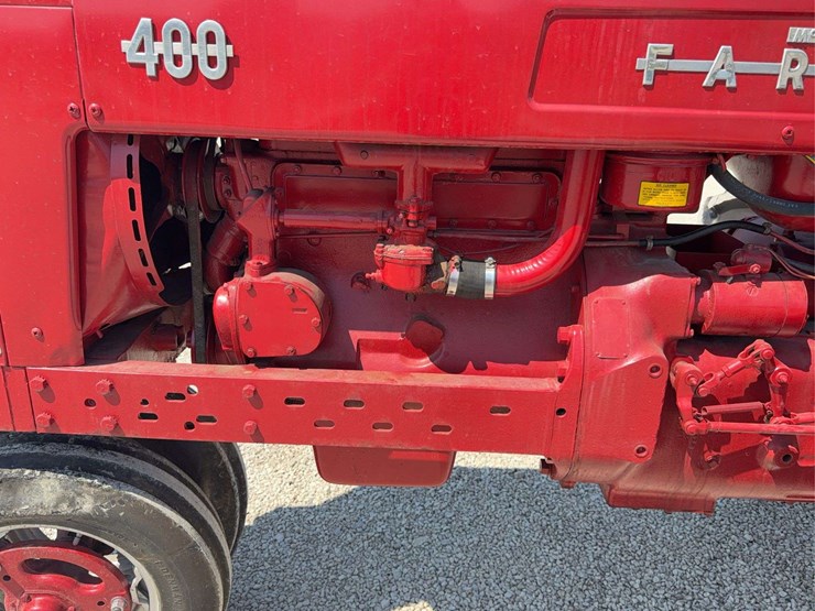 farmall-400-image-46