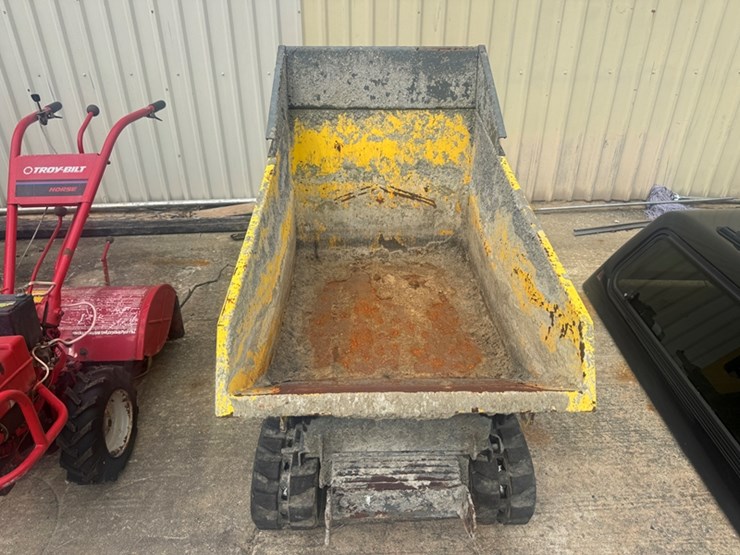 2018-wacker-neuson-dt08-concrete-buggy---261-hours-showing-image-2