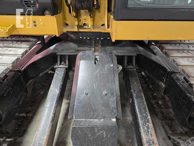 2021-caterpillar-307.5-image-29