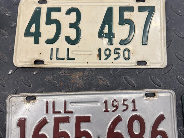 single-il-license-plates-image-1