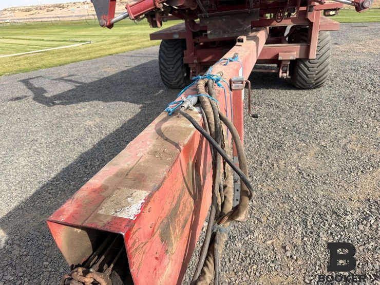 2002-proag-bale-runner-16k-bale-stacker-image-11