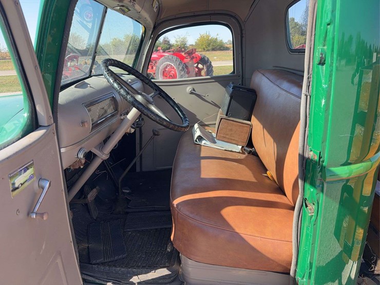 1946-chevrolet-truck-image-42