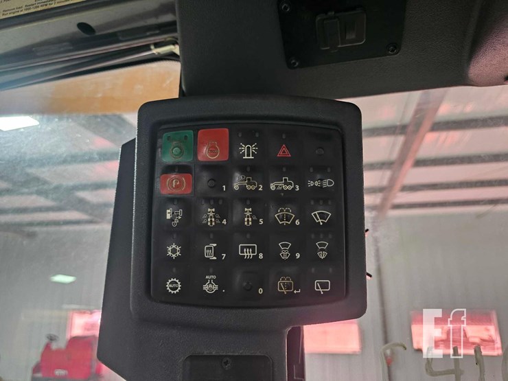 2018-deere-770g-image-23
