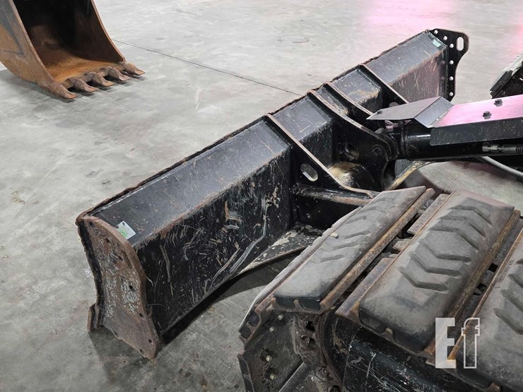 2021-caterpillar-307.5-image-16