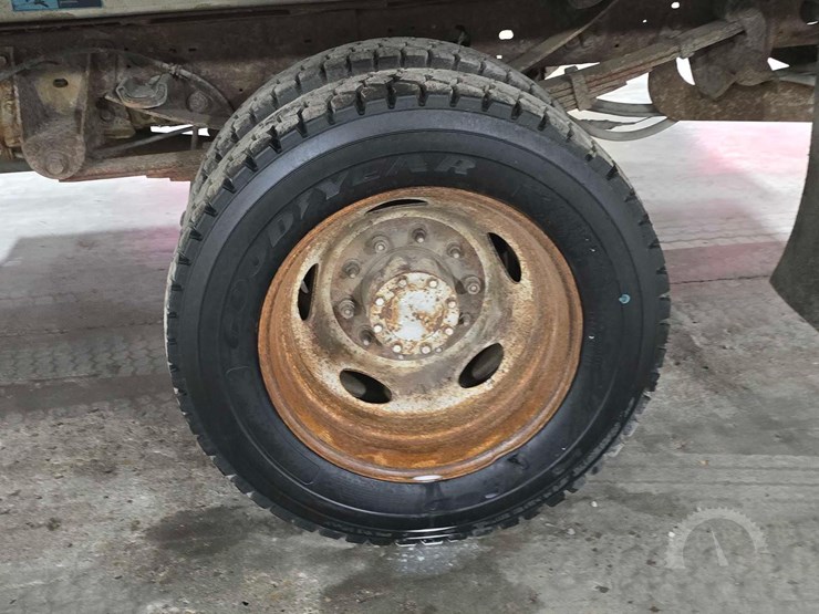 2007-ford-f550-image-19