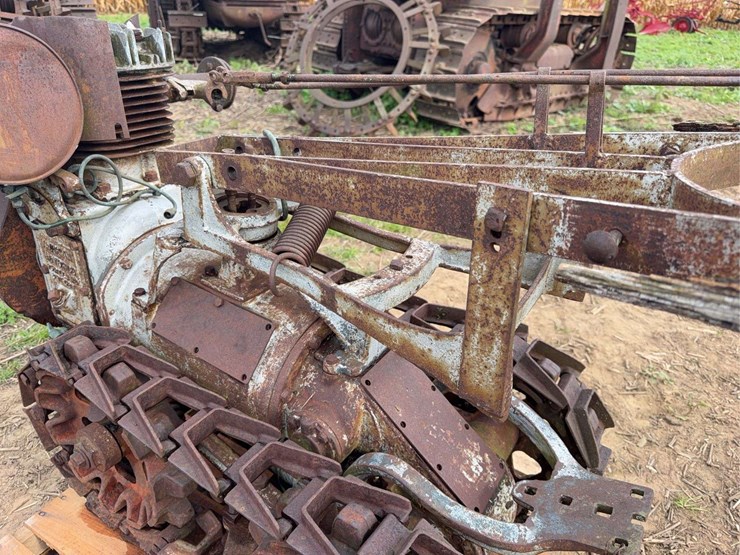 vaughan-flex-tred-garden-tractor-image-23