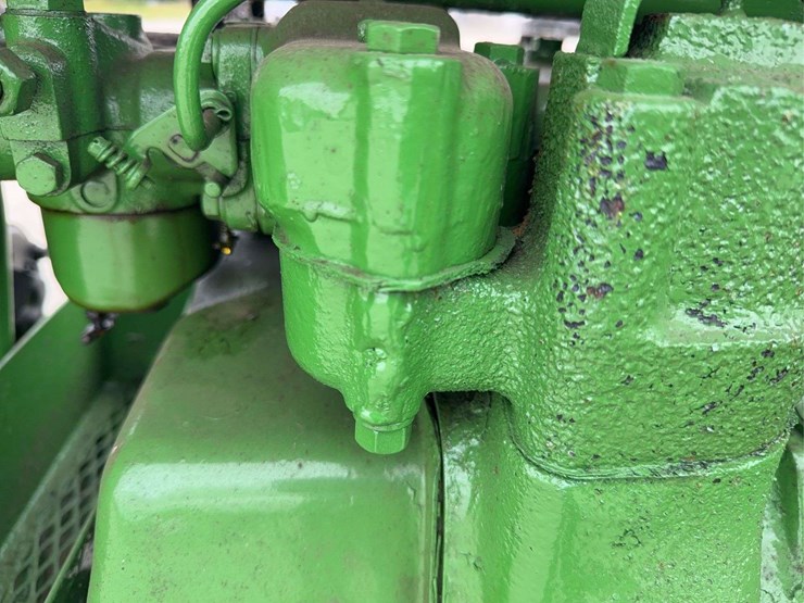 1953-john-deere-60-image-28