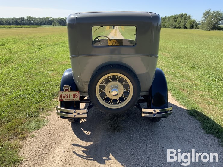 1931-ford-model-a-car-image-6