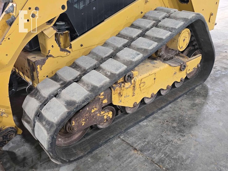 2022-caterpillar-289d3-image-30