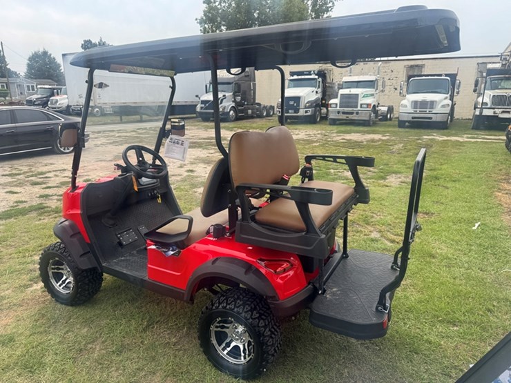2023-vivid-ev-vl4-lifted-lsv-golf-cart-37-hours-showing---1v9v4epd1pf251164-image-4
