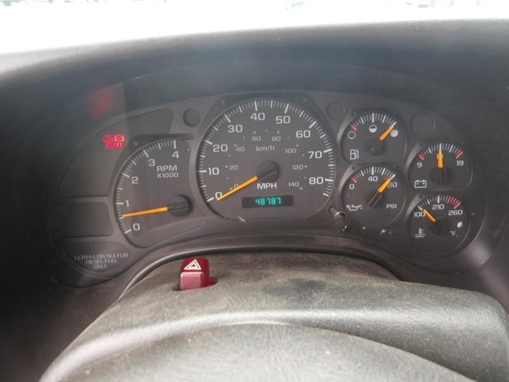 2009-chevrolet-c7500-service-truck-image-28