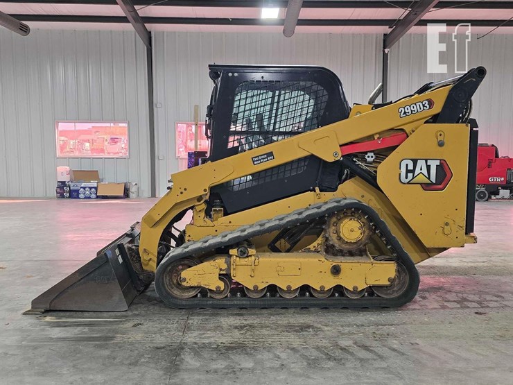 2021-caterpillar-299d3-image-5